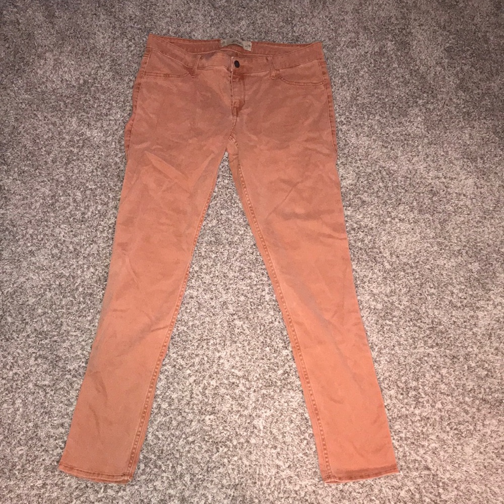 Pink skinny jeans